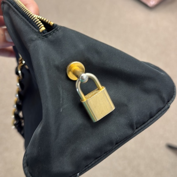 💎 PRADA - Black Nylon Tessuto Chain Handle Bag - Picture 16 of 16